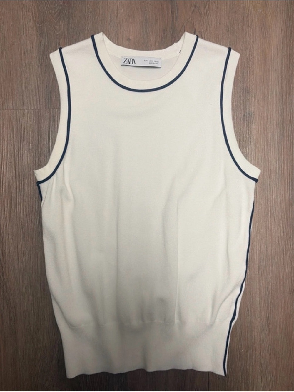 Zara Cream Sleeveless Knit Tank with Navy Trim